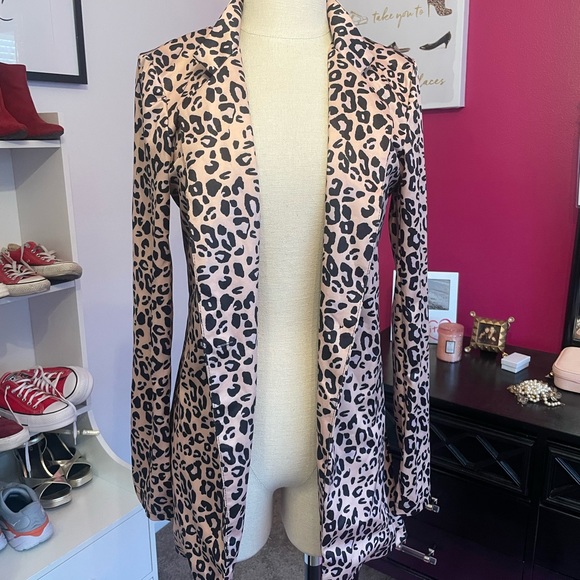 Leopard jacket - Picture 3 of 3